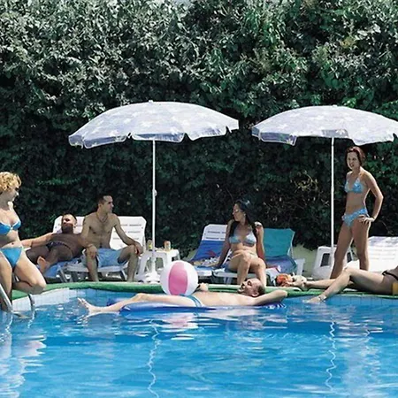 Minay Ξενοδοχείο 3*