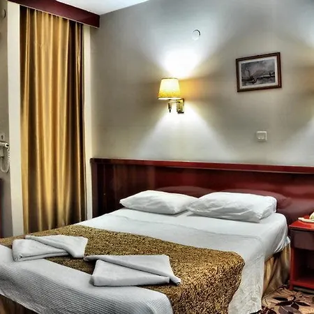 Otel Minay 3*