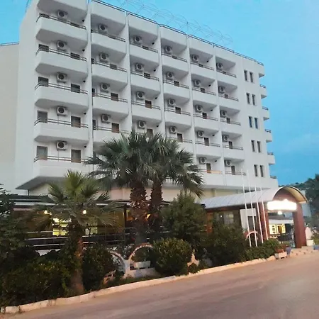 Minay Hotel 3*